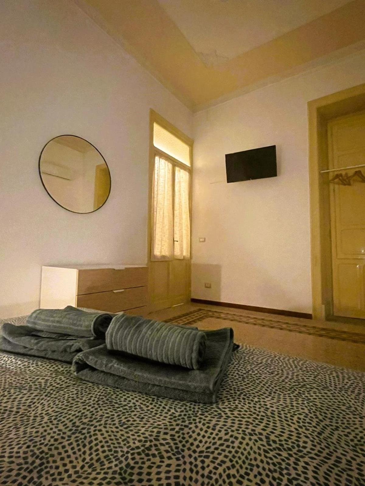 Olivuzza Rooms In Apartment Palermo Exterior foto